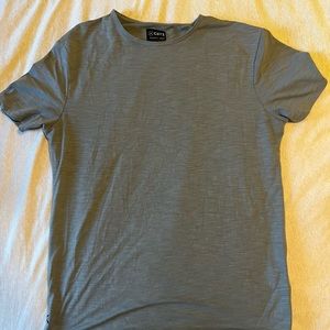 Cuts Clothing Short Sleeve Shirt XL Color: Dark Grey